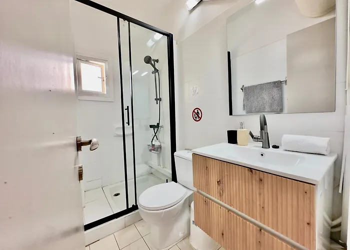 Sea And Lake Breeze 1Br Apt
