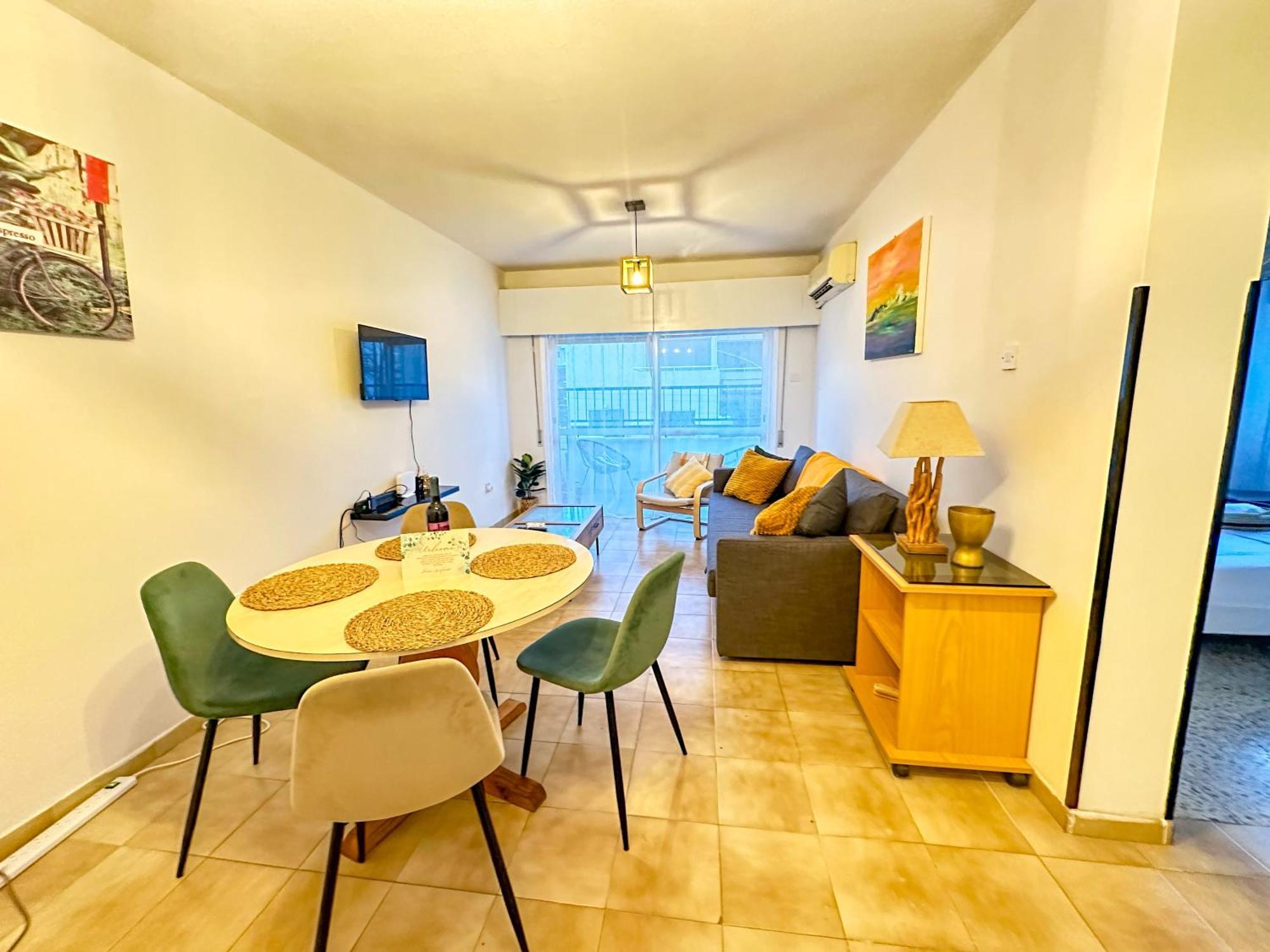 Апартаменты Sea And Breeze 1br Ларнака